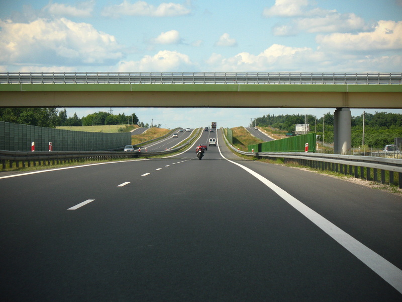 highway, symbol, sky, dividing line, day, mode of transportation, connection, bridge, the way forward, nature, droga, outdoors, motorcyclist, 2K, city
