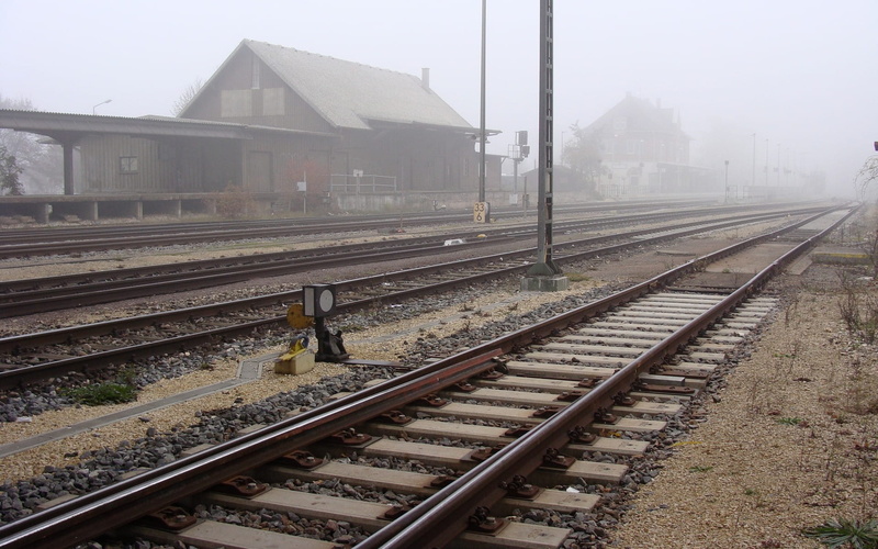 railroad station platform, pollution, no people, kbs 757, fog, track, train - vehicle, nature, sky, rail transportation, brenz railway, city, day, train