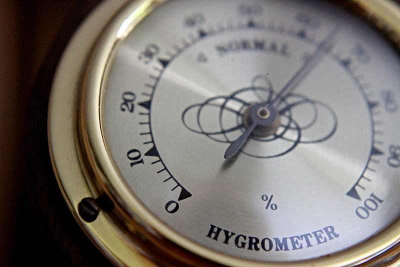 single object, accuracy, 2K, equipment, communication, still life, shape, Retro, photo, direction, weather station, selective, Steampunk, circle, luxurious
