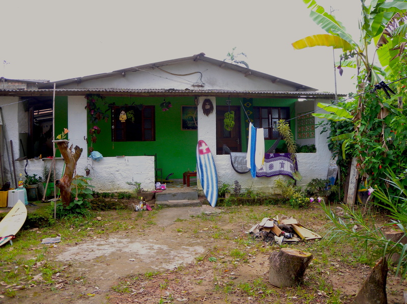architecture, america, Poor, rio, animal themes, animal, janeiro, domestic animals, built structure, Brazil, group of animals, Poverty, no people, vertebrate