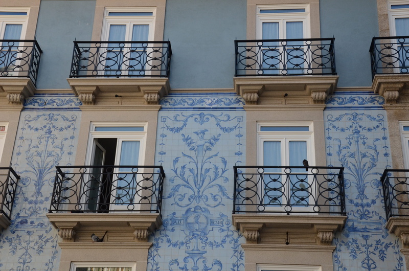 portuguese windows, 4K, railing, blue, windows, floral pattern, day, creativity, art and craft, home, balcony, building, craft, culture, mural, building exterior