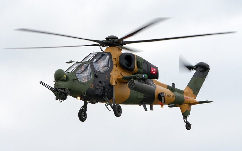 transportation, propeller, helicopter, air vehicle, 720P, cockpit, single object, military, armed forces, aerospace industry, military training, mode of transportation