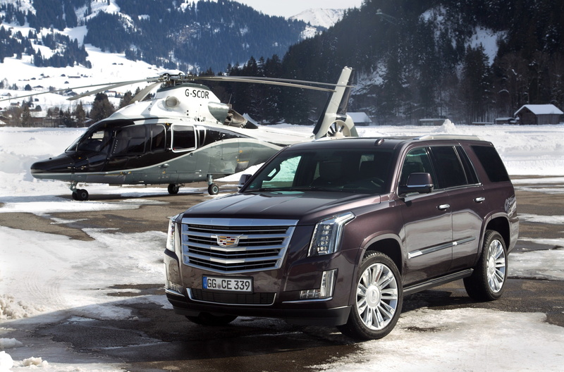 outdoors, scenics - nature, motor vehicle, mountain, snow, stationary, 4K, land vehicle, travel, car, frozen, snowcapped mountain, cold temperature, nature