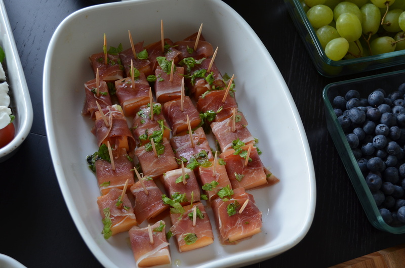 indoors, meat, still life, vegetable, parma, food, table, melon, tasty, snacks, choice, canape, tray, delicious, healthy eating, melon and ham, no people
