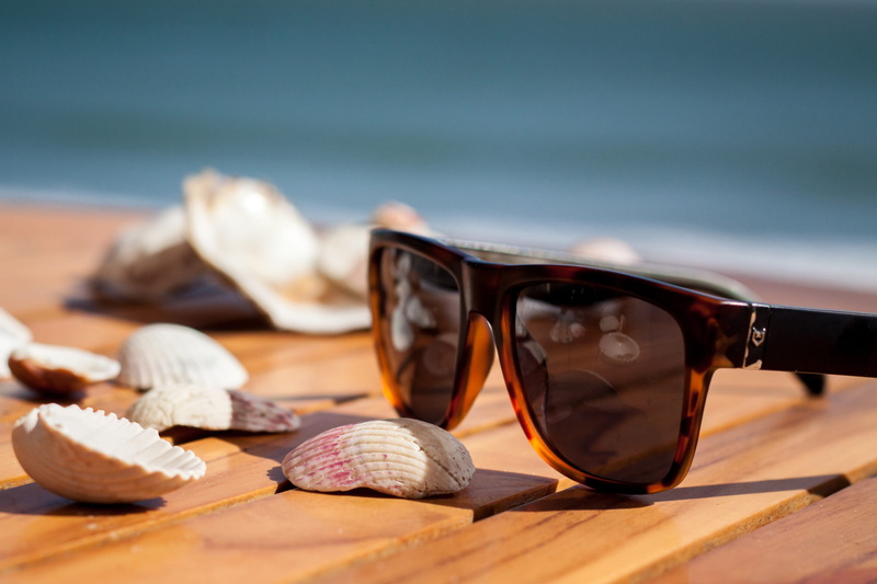 close-up, Sunglasses, water, selective focus, travel, outdoors, tropical Climate, relaxation, security, sea, personal accessory, focus on foreground, day
