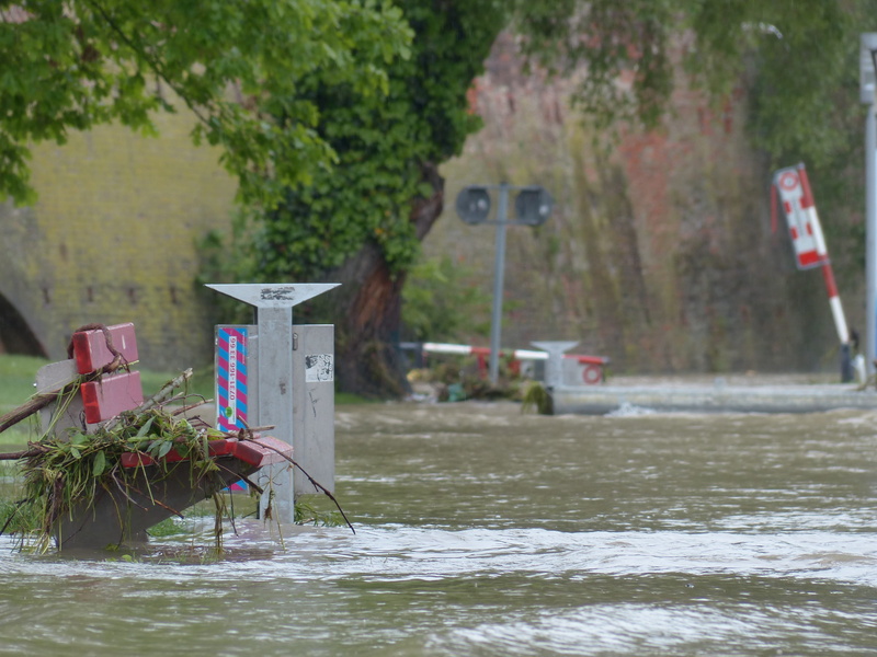 flood, locked, trueb, High Water, disaster, wood - material, religion, architecture, damage, rain, flood disaster, beauty in nature, destruction, jam, river