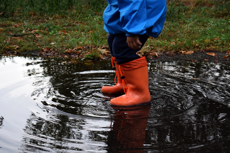 wearing, storm, red, water reflection, human leg, human, leisure, weather, cloudburst, boots, mood, water splashes, reflection, outdoors, waterfront, day
