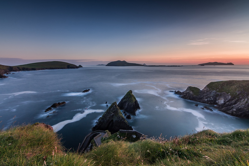 iceland, field, landscape, 5K, body of water, sea, scenics, beside, Dunquin, body, water, grass, sunset, nikon, Pier, outdoors, ireland, nature, coastline