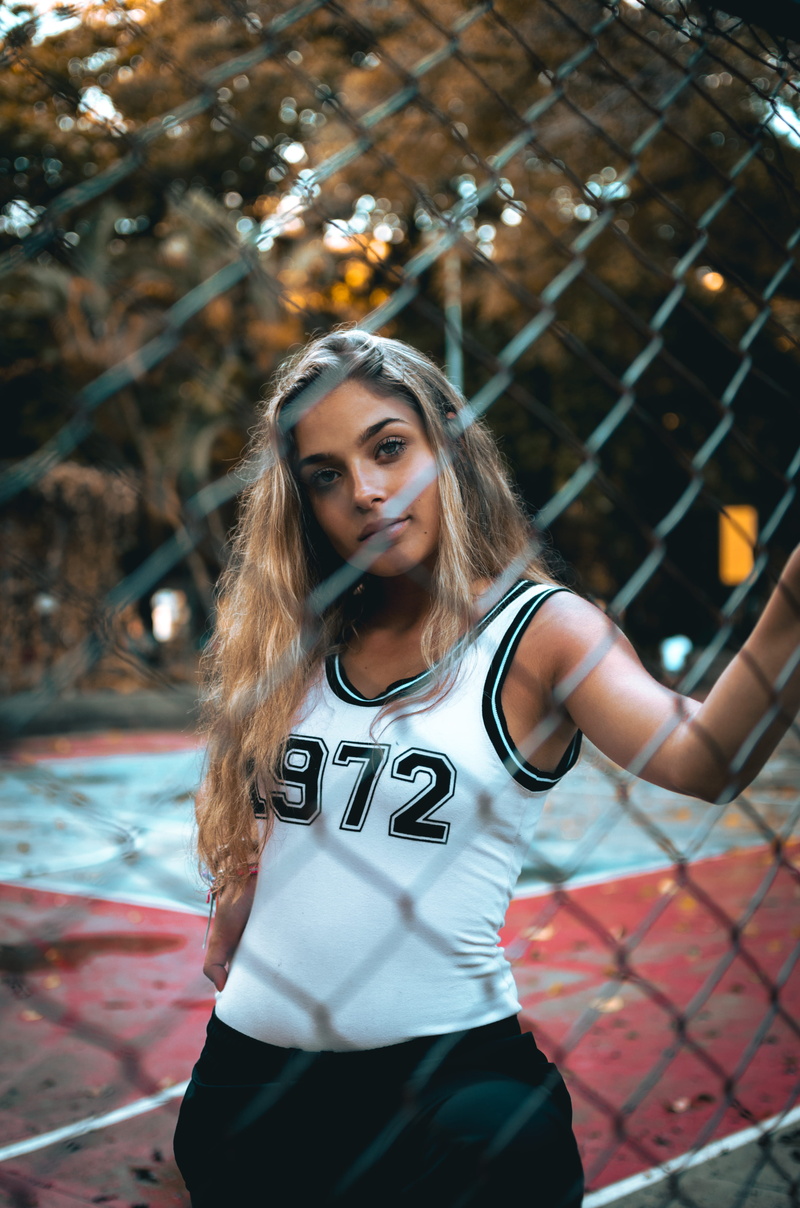 beautiful woman, long hair, colorful, beautiful, one person, chain, leisure activity, desktop background, moody, beauty, fashion model, hairstyle, focus on foreground
