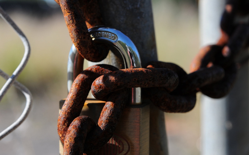 lock, gray, day, close-up, deterioration, selective focus, sunlight, rusty, connection, steel, iron - Metal, togetherness, gate, old, protection, fence