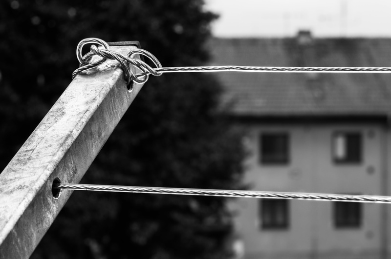 safety, atmosphere, fence, 4K, dryer, day, outside, wire, idyllic, boundary, cable, no people, focus on foreground, clothes, street, close up, security
