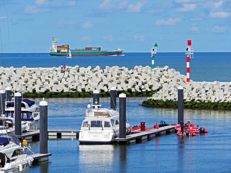 sailboat, north sea, tranquility, pier, horizon, scenics - nature, container freighter, no people, ramparts, mode of transportation, moored, holland, english channel
