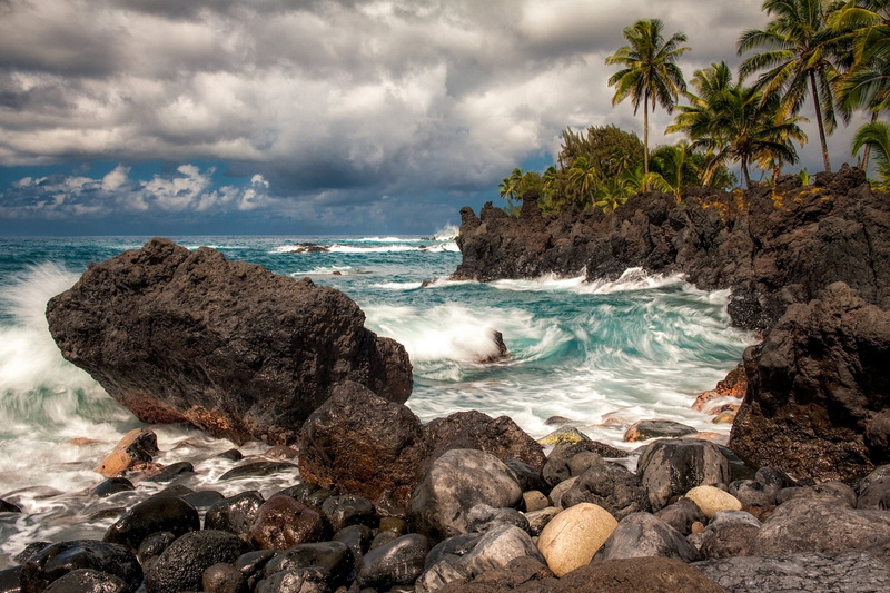 surf, coastline, rock formation, summer, sea, solid, waters Edge, day, rocky coastline, ocean, 1080P, land, scenics, cliffs, idyllic, motion, tree, water