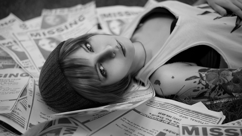 paper, Chloe Price, learning, adult, beauty, lying down, face, hairstyle, young women, 5K, cosplay, Life Is Strange, beautiful woman, book, text, relaxation