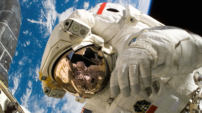 nature, human representation, planet earth, space travel vehicle, 5K, mode of transportation, no people, low angle view, representation, sky, space suit