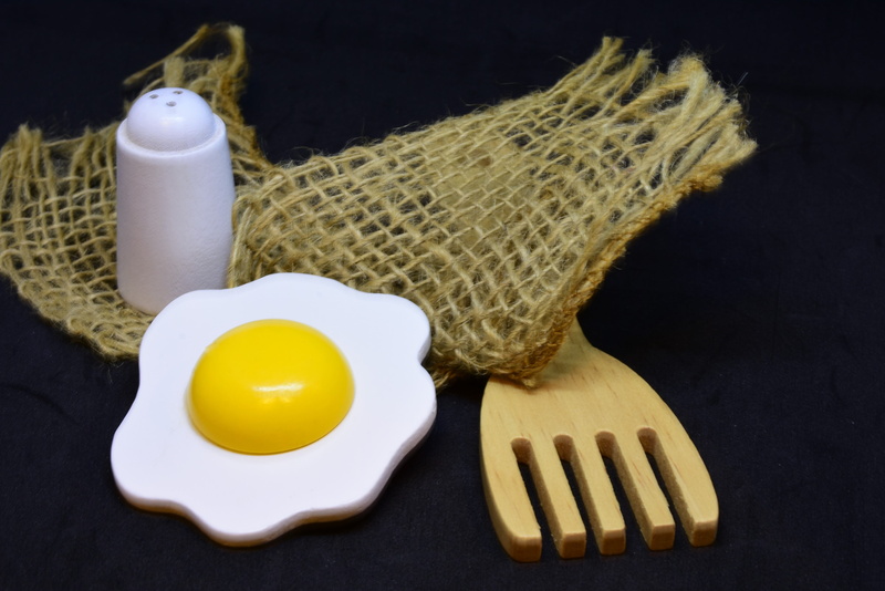 symbols, fried egg, egg, dolls kitchen, nutrition, access, drink, kitchen utensil, children, 4K, black background, toys, learn, no people, food, wood