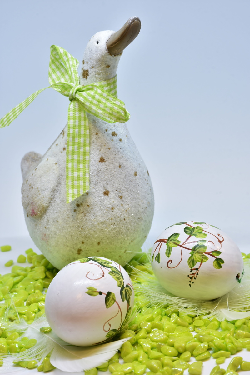egg, easter decor, nature, green color, holiday, indoors, easter egg, happy easter, spring, color, close up, art and craft, studio shot, close-up, still life