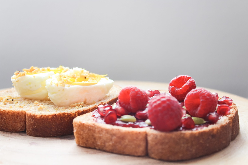 indoors, no people, fruit, raspberries, ready-to-eat, healthy eating, slice, foodporn, sweet food, strawberry, breakfast, homemade, cake, two, berry fruit