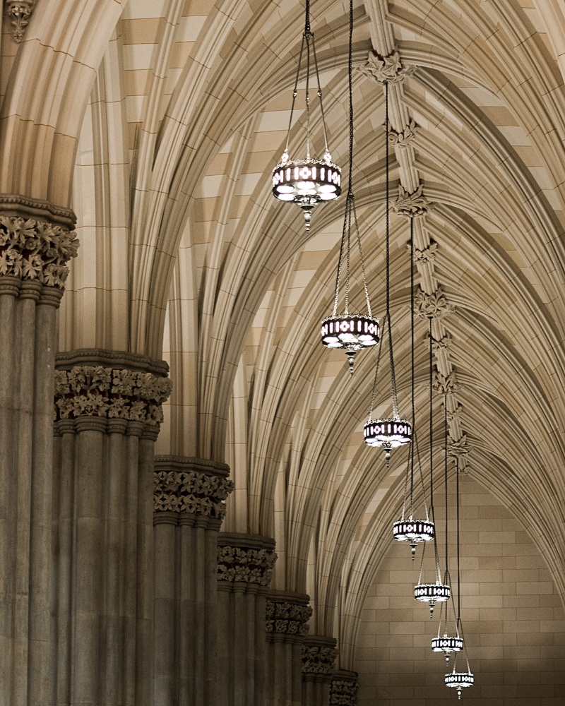interior, no people, the past, pendant, hanging, arch, 2K, design, travel destinations, architectural column, belief, travel, church, electric lamp, chandeliers