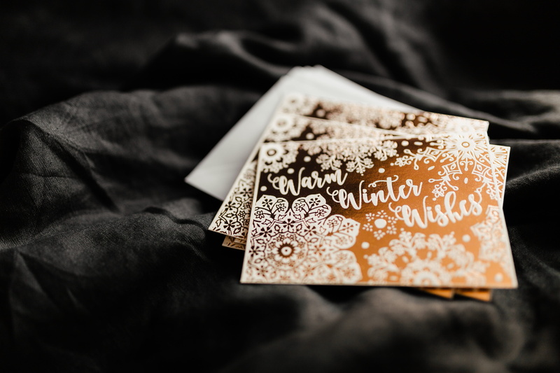 gift, studio shot, linen, label, furniture, communication, indoors, pen, wishes, small, still life, 5K, greeting card, wishing card, selective focus, focus on foreground