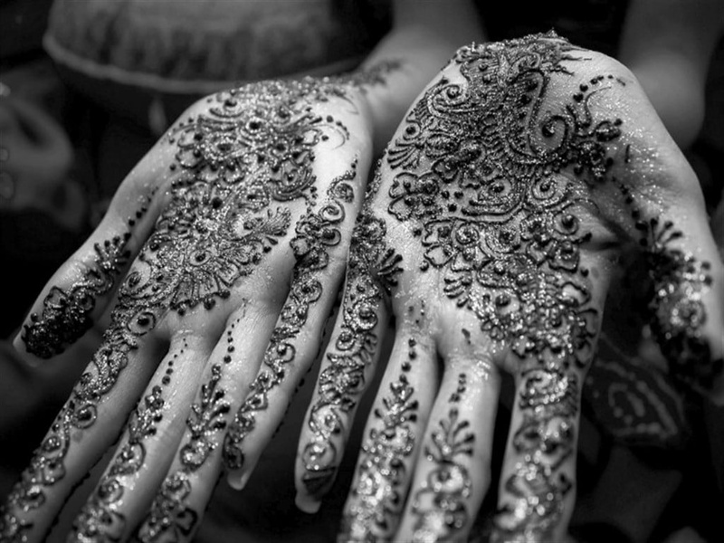 fashion, pattern, tattoo, art and craft, grayscale, focus on foreground, monochrome, indoors, human body part, photo, mendhi, celebration, people, wedding