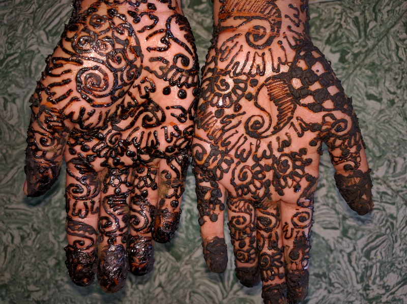 floral pattern, women, animal, pattern, bride, art and craft, midsection, real people, human body part, tattoo, design, hand, one person, showing, creativity