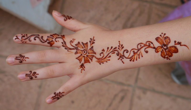 girl, human limb, pattern, close-up, creativity, body part, finger, lifestyles, human body part, human hand, adult, one person, people, henna, art, hand