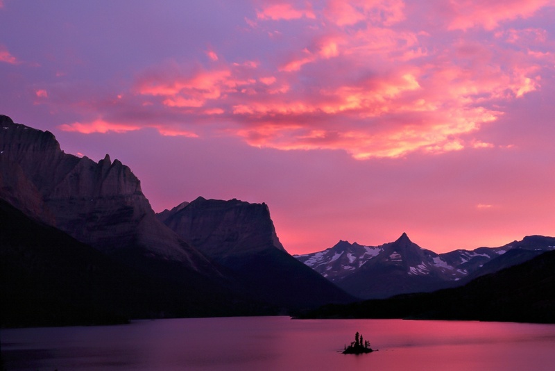 evening, nature, calm, purple, cloud - sky, sunset, twilight, mountain peak, panorama, peaceful, mountain, no people, body, reflection, clouds, lake, outdoors
