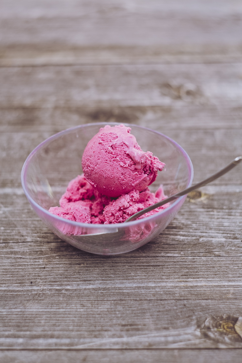 5K, cold temperature, wood - material, dessert, frozen, freshness, twirl, pink, frozen sweet food, food and drink, glass, unhealthy eating, frozen food