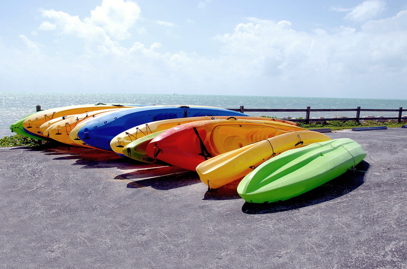 outdoor, colorful, rental, coast, kayaks, multi colored, fun, gray, nautical, inflatable, travel, land, kayaking, nautical Vessel, rent, sport, beach, transportation