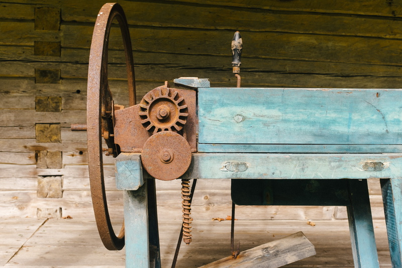 mechanism, brown, detail, machine, nature, retro, iron - metal, background, macro, damaged, vintage, mover, industrial, texture, rust, work, machine part