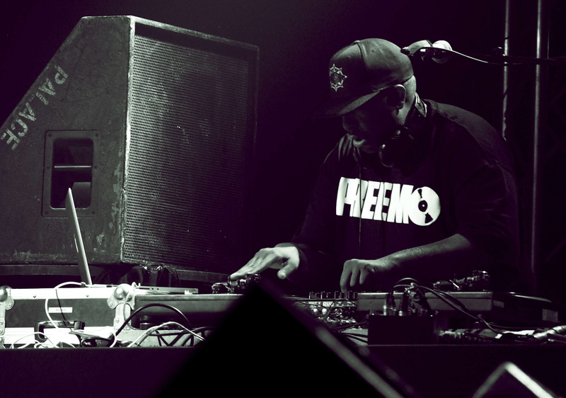 preemo, djpremier, real people, sound mixer, club dj, working, waist up, night, mixing, 2K, dj, music, muenster, sound recording equipment, audio equipment