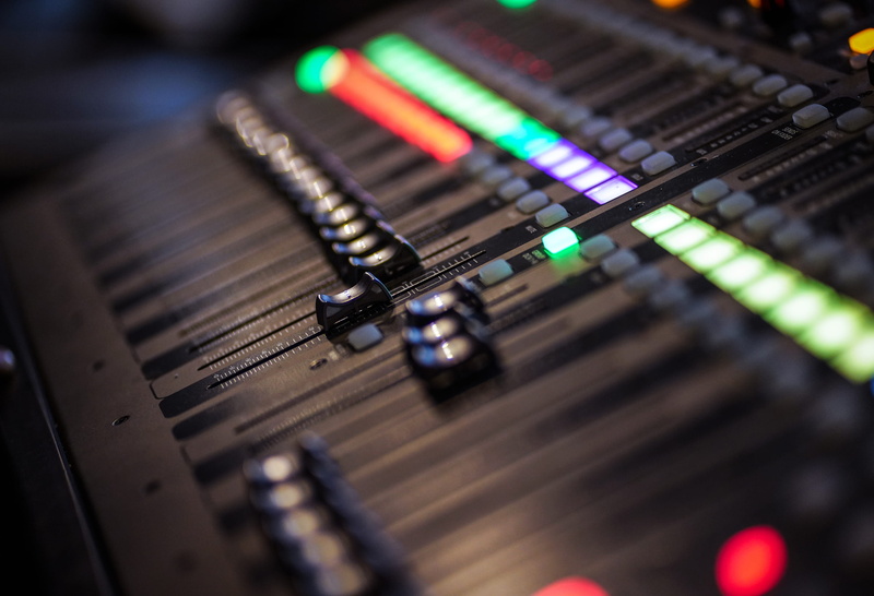 audio equipment, audio, sound desk, mc, sound system, technology, 2K, equipment, sound mixer, arts culture and entertainment, selective focus, indoors