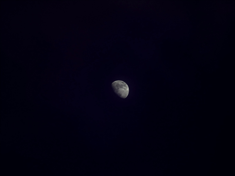 no people, planetary moon, astrology, dark, solar system, tranquil scene, low angle view, 5K, moon, sky, half, moonlight, luna, copy space, idyllic, scenics - nature