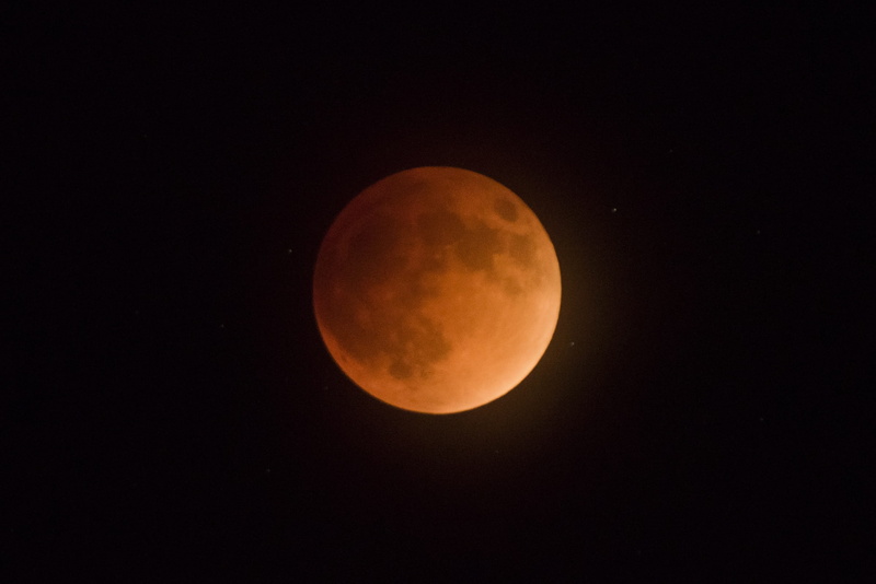 dark, sky, moon, eclipse, space, tranquility, science, moon Surface, full, idyllic, planet - Space, glowing, photography, space and astronomy, icon, astronomy