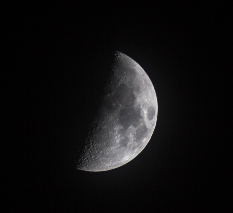 dark, half moon, planetary moon, planet, solar, star, exploration, 4K, scenics, universe, moonlight, outdoors, tranquility, light, clouds, astrology, no people