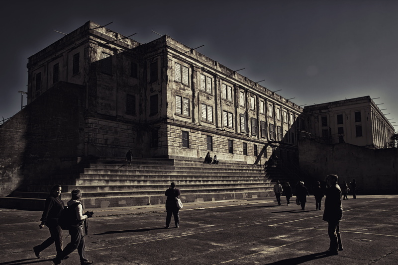 incidental people, concrete, adult, outdoors, alcatraz, city, travel destinations, nature, cell tract, built structure, street, women, men, group of people