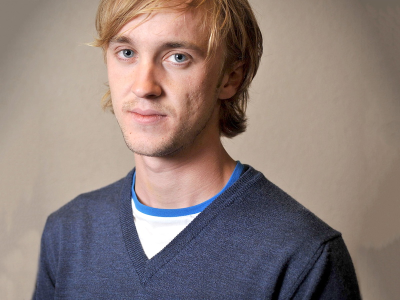 fashion, caucasian Ethnicity, young men, facial hair, standing, blonde, felton, men, human Face, guy, females, copy Space, people, looking, headshot, male Beauty