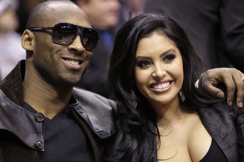 front view, males, people, positive emotion, portrait, women, fashion, couple - relationship, kobe bryant   hd widescreen, 1080P, glasses, emotion, happiness