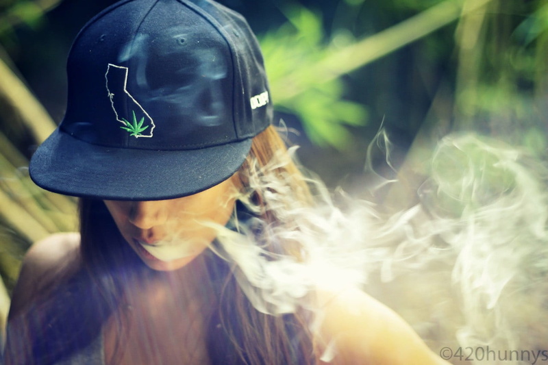 headshot, close-up, smoke - physical structure, social issues, hat, smoke, communication, leisure activity, lifestyles, clothing, sign, portrait, 720P