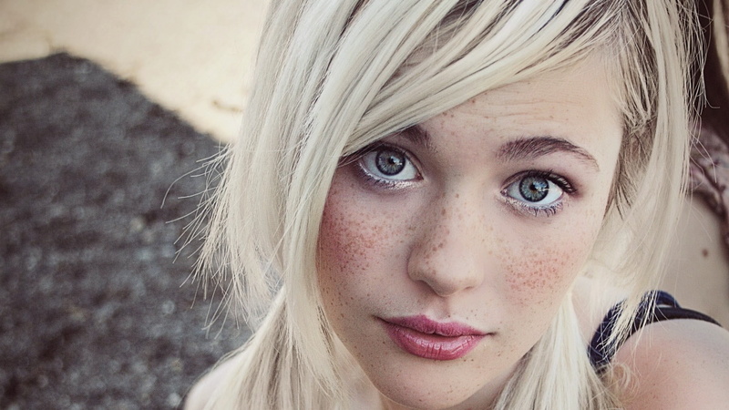 close-up, long hair, face, focus on foreground, young adult, Devon Jade, real people, beautiful woman, eye, body part, looking at camera, spaghetti, hair