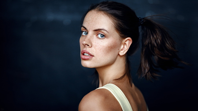 close-up, beautiful people, profile view, Georgy Chernyadyev, blue eyes, freckles, women, beautiful woman, side view, hairstyle, brown hair, looking, studio shot