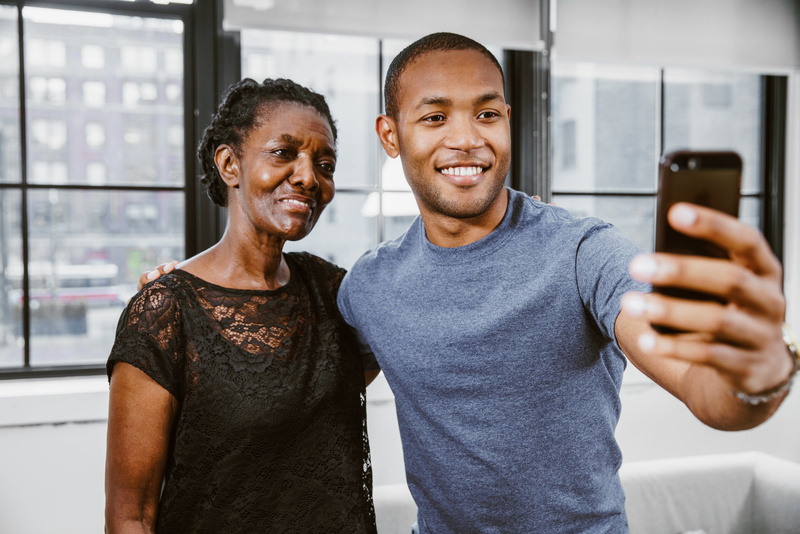 smiling, 4K, communication, wireless technology, casual clothing, Selfies, Senior, son, standing, grandmother, connection, smart phone, mid adult, Happy