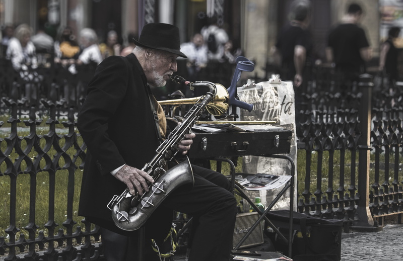 men, grandpa, instrument, clothing, one person, musical instrument, real people, performance, man, incidental people, daytime, stool, adult, street musician