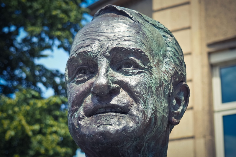 johannes rau, 4K, portrait, human representation, politician, federal president, Bust, father of the country, close-up, carving - craft product, artwork
