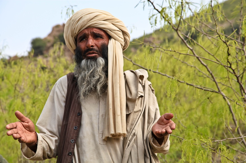 robe, outdoors, portrait, nature, adult, lifestyles, prophet, praying, wearing, real people, mustache, males, man, standing, explaining, near, islam, white