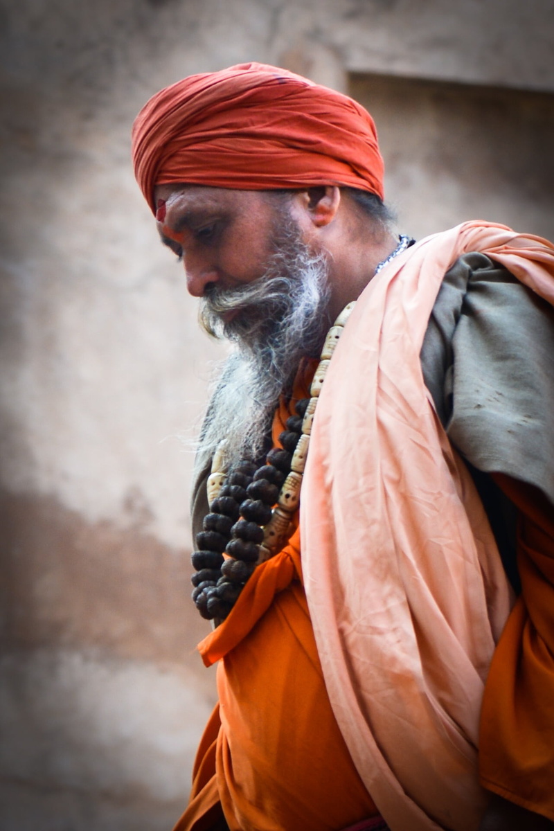 real people, outdoors, sadhu, traditional clothing, india, 1080P, beard, hindu, human, adult, turban, portrait, scarf, clothing, one Person, religion