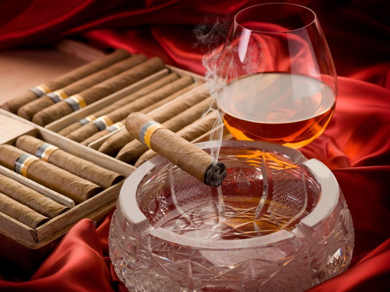 tobacco, 720P, cigars, alcohol, drink, smoking, drinks, cigar, glass, smoke, cigarette, bokeh