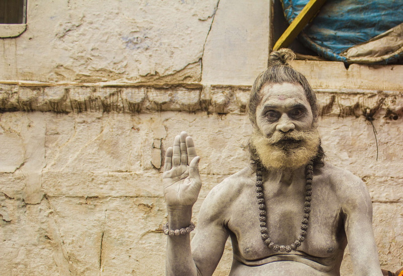godman, wall - building feature, outdoors, varanasi, 2K, primate, mammal, building exterior, wall, built structure, no people, india, architecture, looking at camera