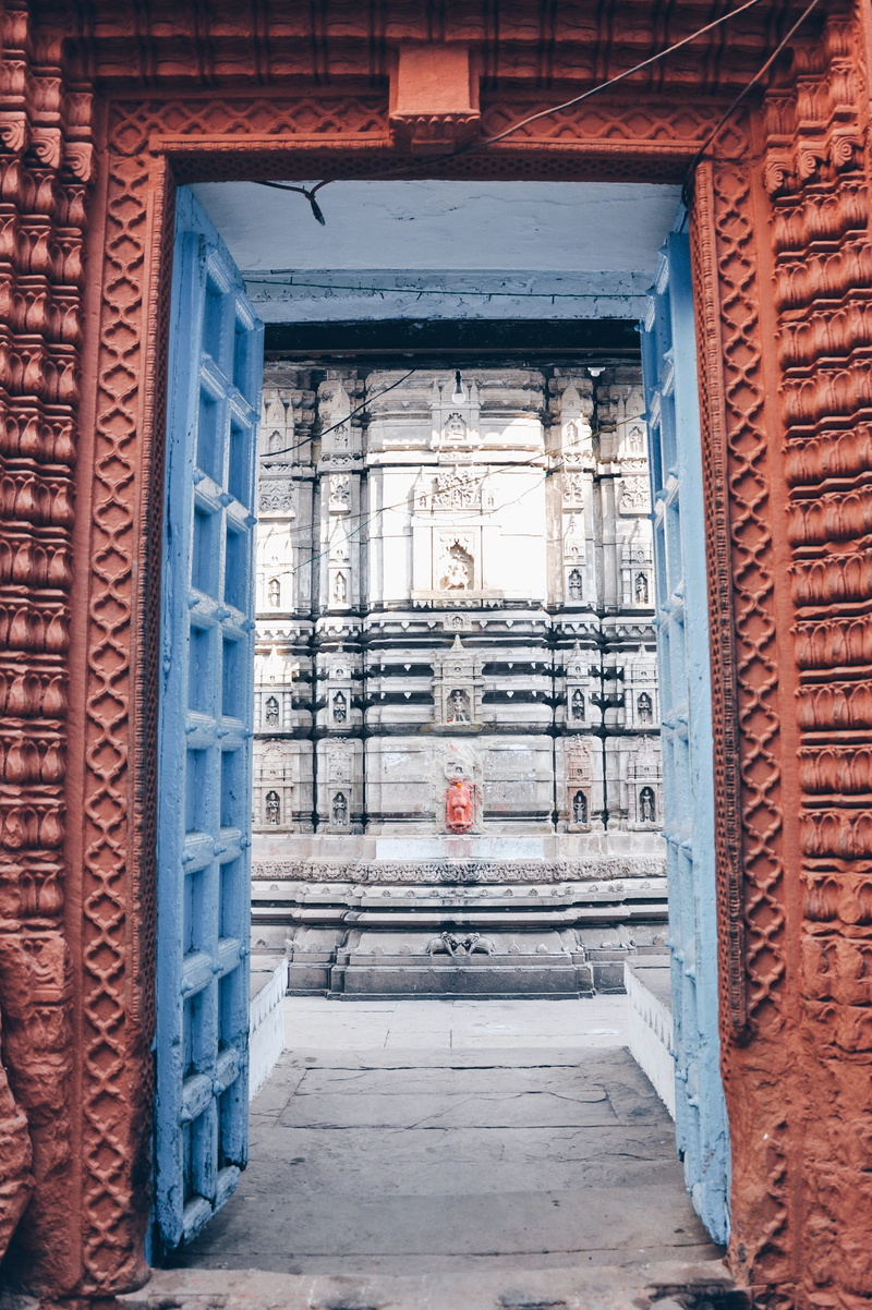 brick wall, architectural column, culture, no people, door, india, brick, sightseeing, closed, day, travel, window, the past, history, 4K, building, building exterior